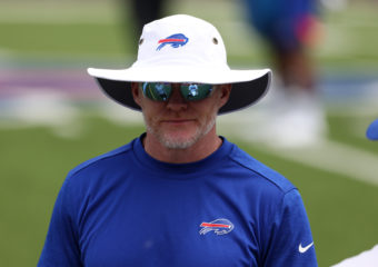 L'allenatore dei Buffalo Bills, Sean McDermott