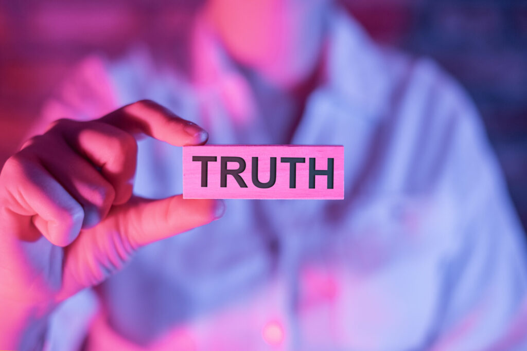 Ante el continuo aumento de las tasas de cáncer de piel, nuestros médicos asociados están colaborando con nosotros para abordar un alarmante incremento de la desinformación en línea.